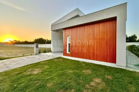 Imagem #4 do imóvel Casa moderna com 4 suítes e piscina no Condomínio Arenas Curumim