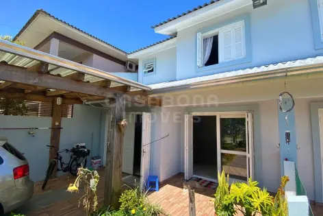 Imagem principal do Lindo Sobrado com 3 Dormitórios no Bairro Malinsky – Próximo ao Mar e ao Centro