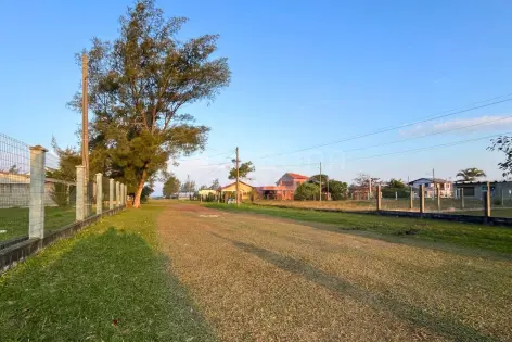 Imagem #4 do imóvel Terreno pronto para construir a apenas 175m do mar!