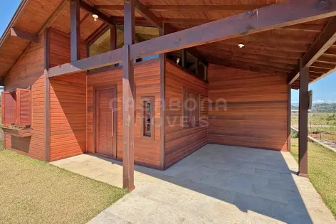 Imagem #3 do imóvel Casa com charme da madeira e suíte em Vila São João em Torres