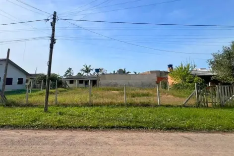 Imagem #1 do imóvel Terreno amplo a 590 metros da praia no bairro São Jorge