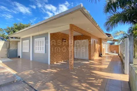 Imagem principal do Espaçosa Casa em Arroio do Sal - Bairro Figueirinha