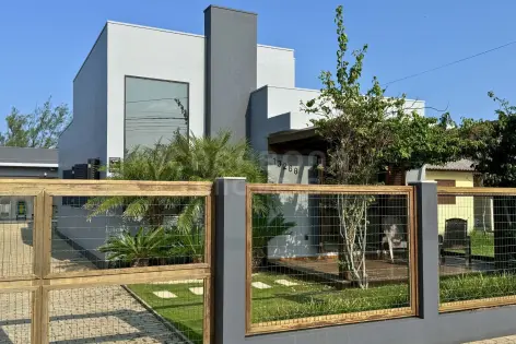 Imagem #4 do imóvel Casa Semimobiliada a 300m da Praia – Conforto e Estilo no Bairro Torres Sul, Arroio do Sal