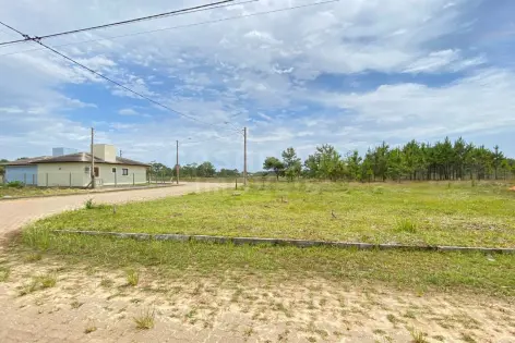 Imagem secundária do Terreno à Venda em Arroio do Sal - Bairro Tupancy