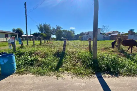 Imagem principal do Terreno a Apenas 100 Metros do Mar no Jardim Olívia 