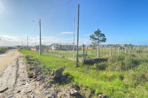 Imagem #3 do imóvel Terreno com posição solar leste a 900 m da praia em Rondinha