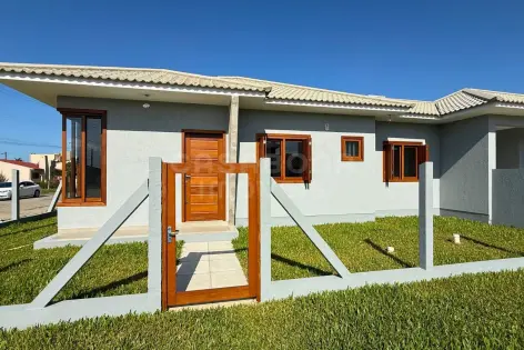 Imagem principal do Casa à Venda no Bairro Figueirinha – Arroio do Sal