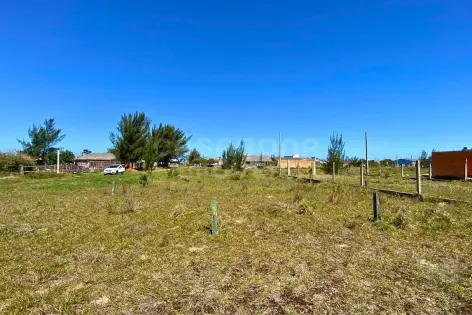 Imagem #4 do imóvel Terreno de Esquina com Escritura - Oportunidade Única