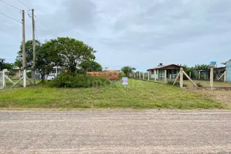 Imagem principal do Terreno à Venda em Arroio do Sal – Bairro Quatro Lagos