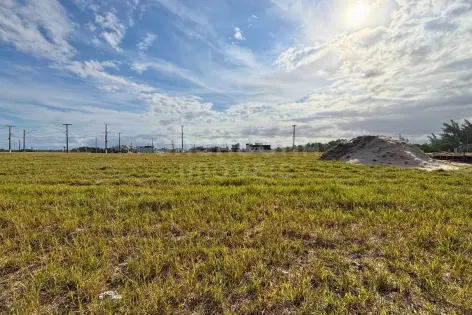 Imagem #2 do imóvel Terreno de 360 m² a apenas 200 metros da praia no bairro Esmeralda