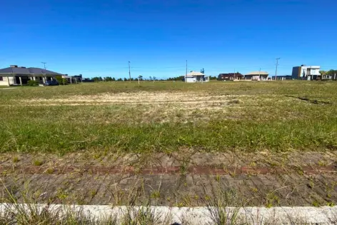 Imagem #2 do imóvel Terreno amplo e bem localizado — oportunidade no litoral de Arroio do Sal