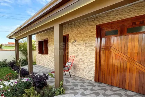 Imagem principal do Casa espaçosa e charmosa a 300 metros do mar em Rondinha