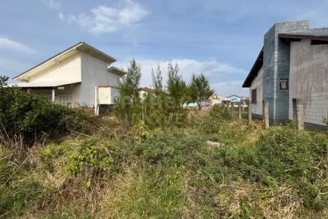 Imagem #2 do imóvel Terreno a apenas 90 metros do mar no bairro Serra Azul