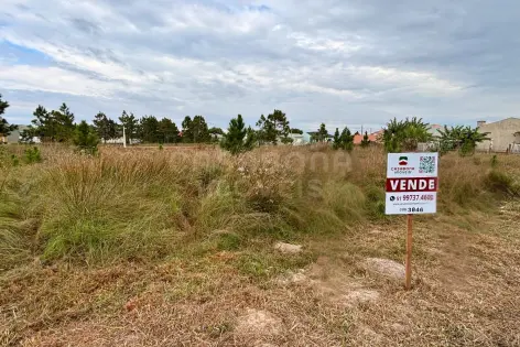 Imagem #3 do imóvel Terreno com posição solar norte a 400 metros da praia no bairro São Jorge