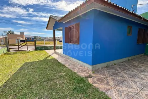 Imagem #2 do imóvel Casa a 60 metros da praia – 2 dormitórios para viver o melhor do litoral