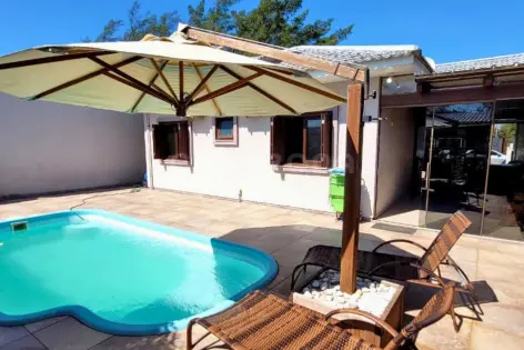 Imagem #3 do imóvel Casa completa com piscina e espaço gourmet em Arroio do Sal