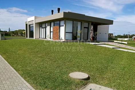 Imagem secundária do Casa de Alto Padrão no Condomínio Fechado Terrasul – Capão da Canoa