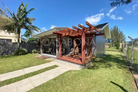 Imagem secundária do Encantadora Residência de Esquina no Balneário Camboim