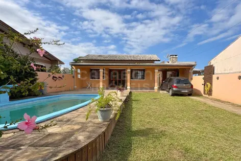 Imagem principal do Casa com Piscina a Apenas 555m do Mar em Arroio do Sal