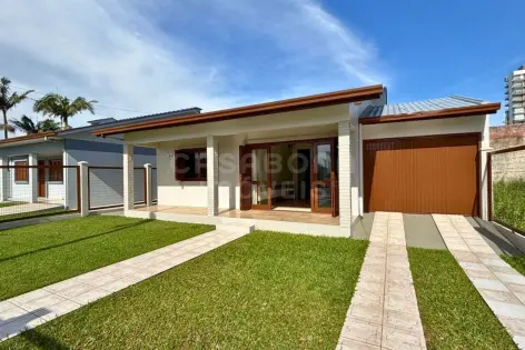 Imagem #3 do imóvel Casa ampla com 4 dormitórios a 250 metros da praia em Arroio do Sal