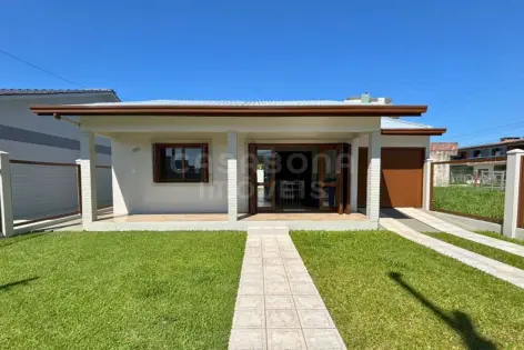 Imagem #4 do imóvel Casa ampla com 4 dormitórios a 250 metros da praia em Arroio do Sal