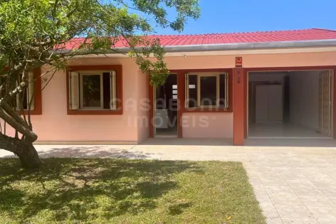 Imagem principal do Casa de veraneio a 200 metros do mar em Areias Brancas