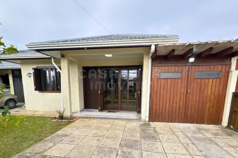Imagem #1 do imóvel Casa com suíte a 450 metros do mar no bairro Âncora
