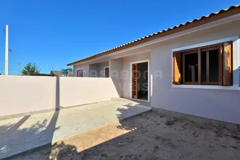 Imagem #3 do imóvel Seu novo lar no litoral: casa nova com 2 dormitórios em São Jorge