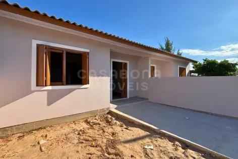 Imagem #2 do imóvel Casa nova com 2 dormitórios e excelente localização no bairro São Jorge