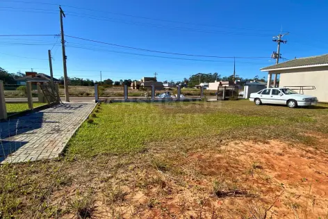 Imagem #4 do imóvel Terreno amplo e cercado no Jardim Raiante a apenas 1 km do centro