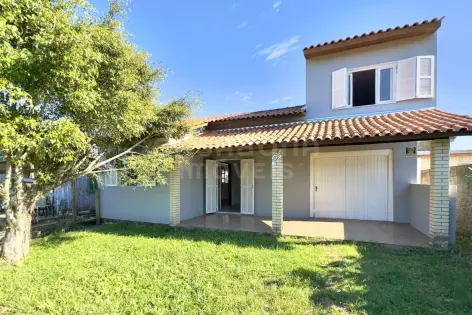 Imagem #1 do imóvel Casa com 3 dormitórios, amplo terreno e frente para área de preservação