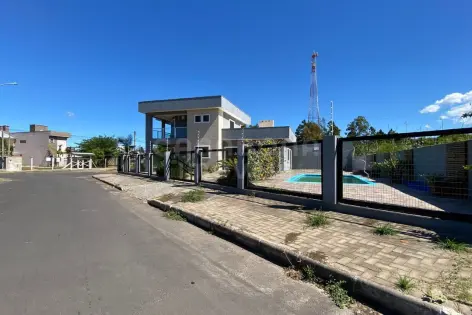 Imagem #4 do imóvel Espaçosa Casa de Esquina em Arroio do Sal - 800m do Mar