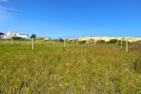 Imagem #3 do imóvel Terreno de Esquina no Balneário Figueirinha – Posição Solar Leste