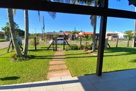 Imagem #2 do imóvel Casa com 3 Dormitórios em Rondinha Nova – Ampla e Próxima ao Mar