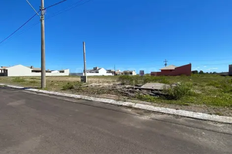 Imagem #3 do imóvel Terreno Amplo e Bem Localizado no Loteamento Esmeralda em Arroio do Sal