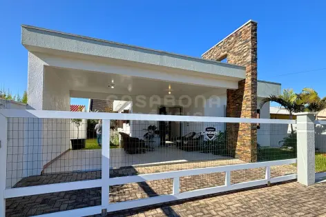 Imagem #1 do imóvel Casa a 90 metros do mar com 3 dormitórios em Arroio do Sal