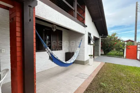 Imagem #4 do imóvel Casa de Esquina Mobiliada no Centro de Arroio do Sal – A 490m da Praia