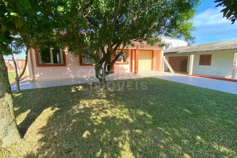 Imagem #4 do imóvel Casa com 3 Dormitórios em Areias Brancas – Próxima ao Mar e ao Centro