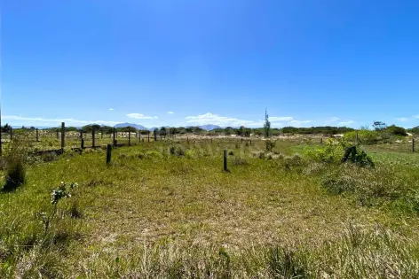 Imagem principal do Terreno de Esquina com Escritura - Oportunidade Única