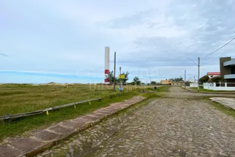 Imagem #3 do imóvel Terreno exclusivo a beira mar no Bairro Verde Mar