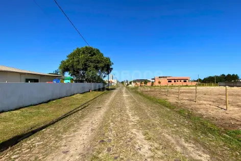Imagem #3 do imóvel Invista no Seu Futuro no Litoral: Terreno no Bairro Vista Alegre em Arroio do Sal