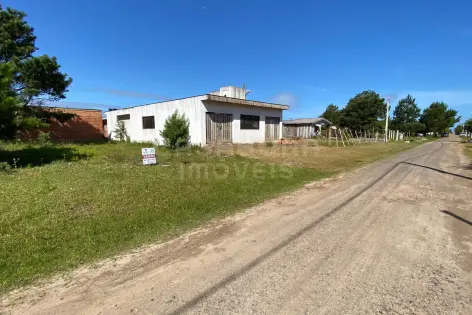 Imagem #3 do imóvel Terreno 10 x 30 no Balneário Figueirinha – Amplo, Bem Localizado e Pronto para Construir