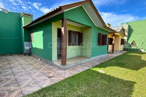 Imagem #3 do imóvel Casa a 60 metros da praia – 2 dormitórios para viver o melhor do litoral