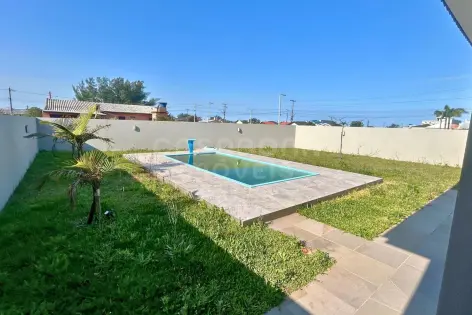 Imagem #4 do imóvel Casa com piscina a 200 metros do mar em Arroio do Sal
