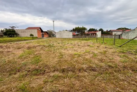 Imagem #1 do imóvel Terreno de esquina a 300 metros do mar no bairro Paraíso, em Torres