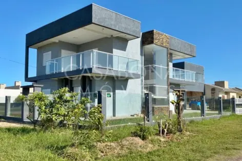 Imagem #4 do imóvel Residência Moderna com Terraço e Piscina em Balneário Sossegado