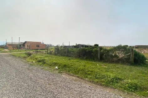 Imagem secundária do Terreno de Esquina à Venda em Arroio do Sal