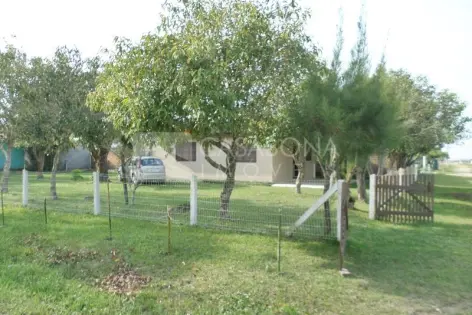 Imagem secundária do Oportunidade Única: Casa de Esquina com Dois Terrenos