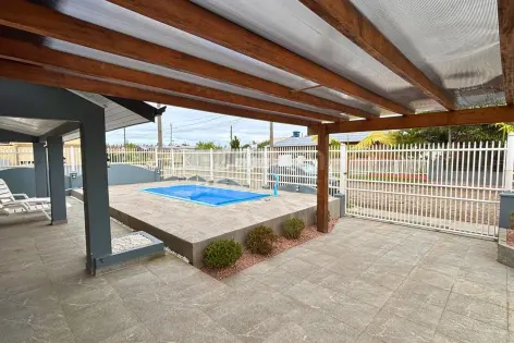 Imagem #3 do imóvel Casa com 3 dormitórios, 2 suítes e espaço gourmet a 300 metros do mar no bairro Âncora