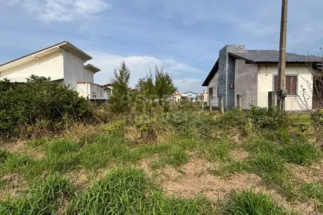 Imagem #1 do imóvel Terreno a apenas 90 metros do mar no bairro Serra Azul
